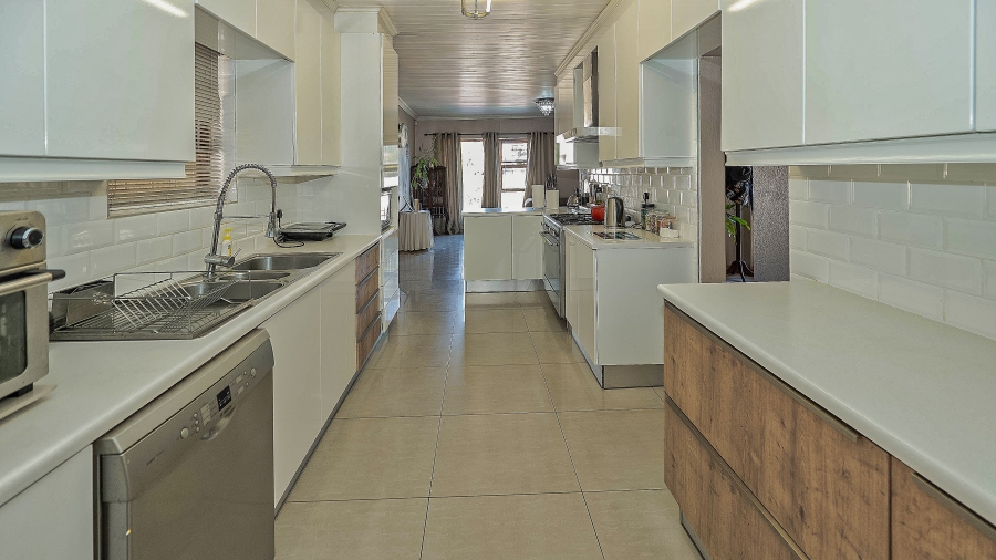 3 Bedroom Property for Sale in Rustdal Western Cape